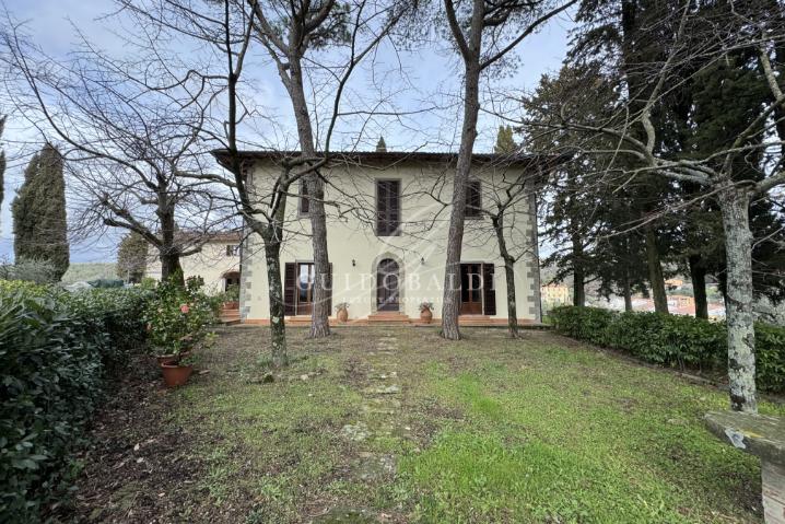Villa in vendita di 700 mq a €1.500.000 (rif. 9/2024)2122905