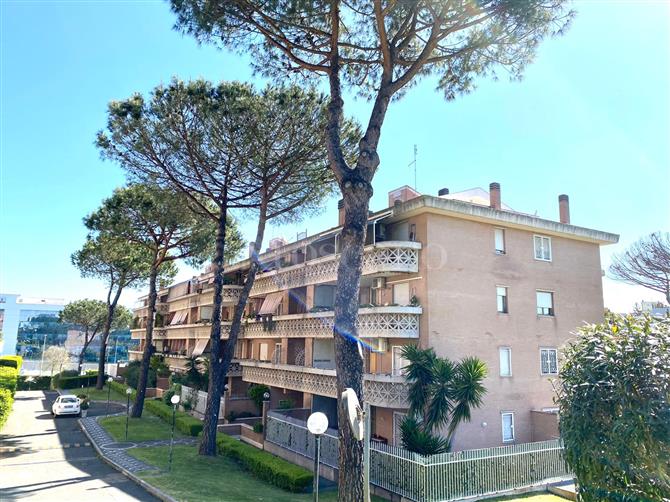 vendita Casa a Roma in Via Raffaele Conforti, Val Cannuta 32/2021 | Toscano