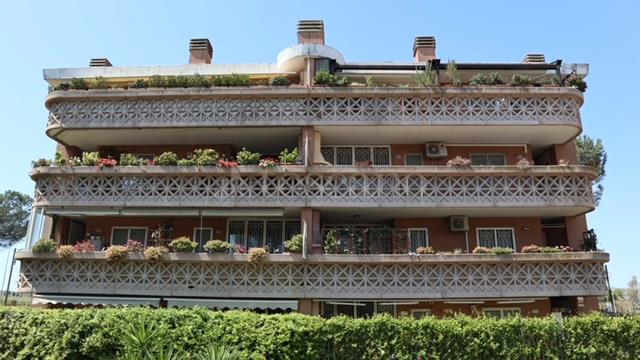 appartamento in vendita a Roma in zona EUR