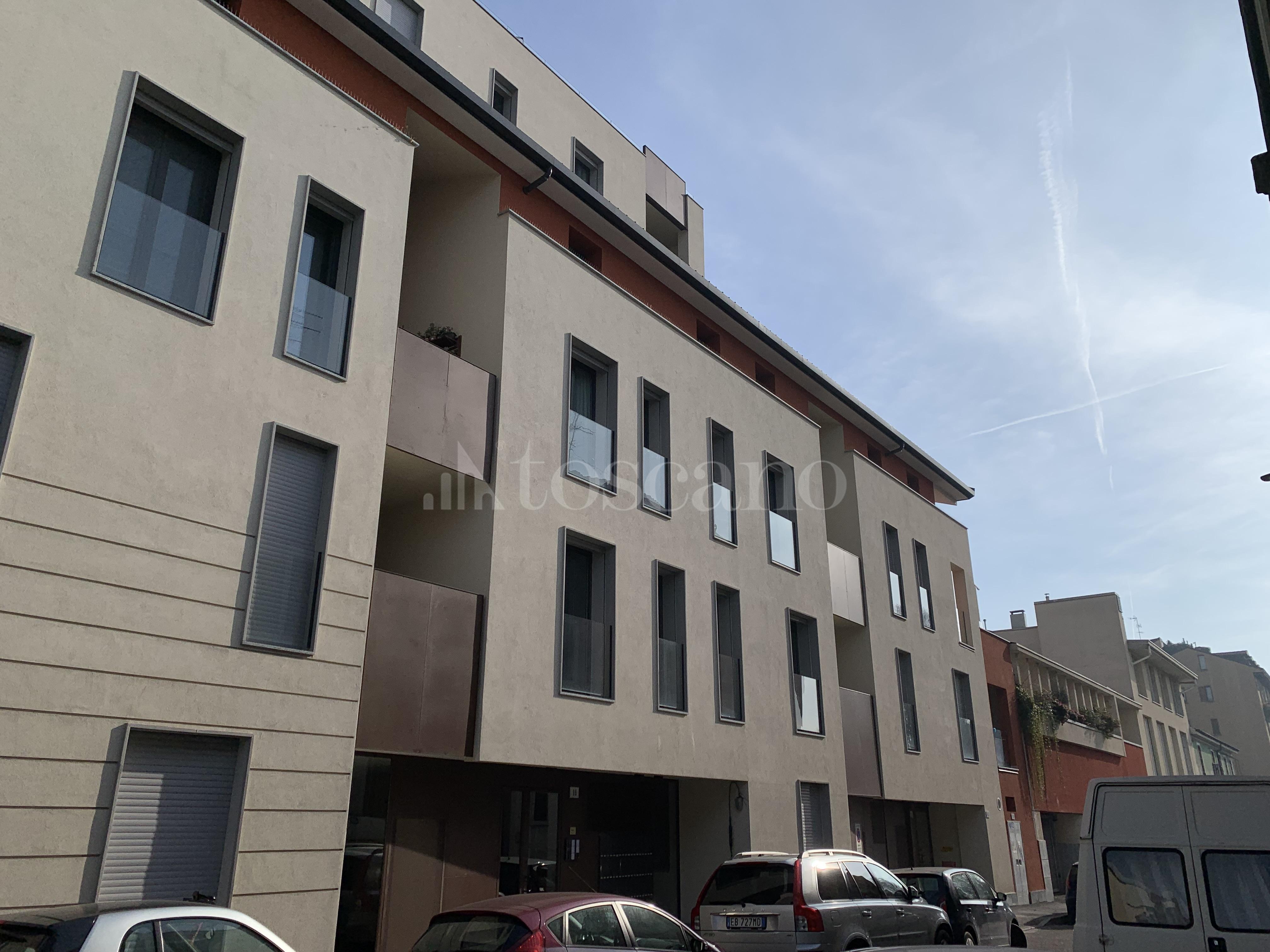 Casa a Milano in Via Maddalena Giudice Donadoni, Bausan