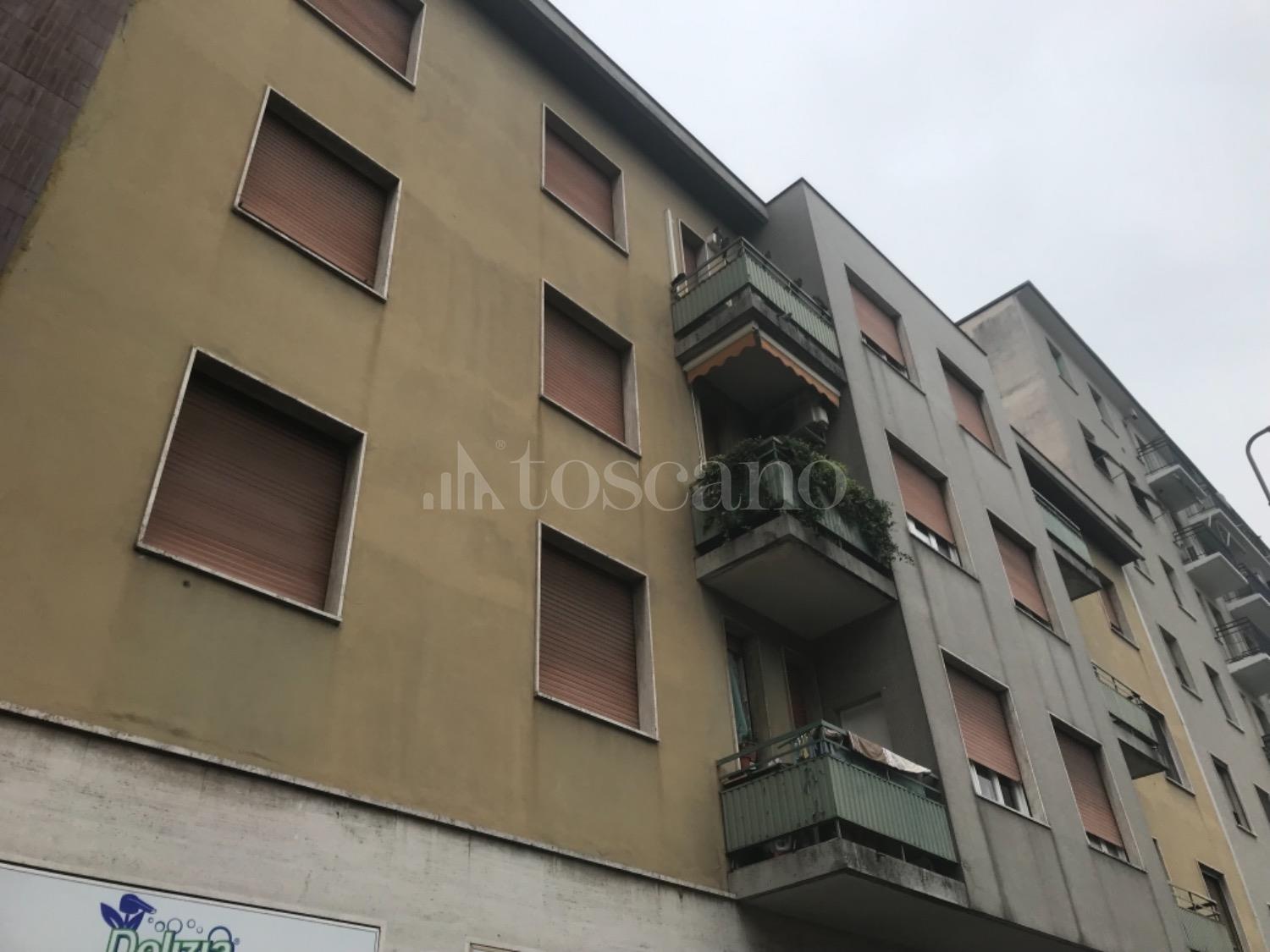 Vendita Negozio A Milano In Via Inganni Giambellino 87 2019 Toscano